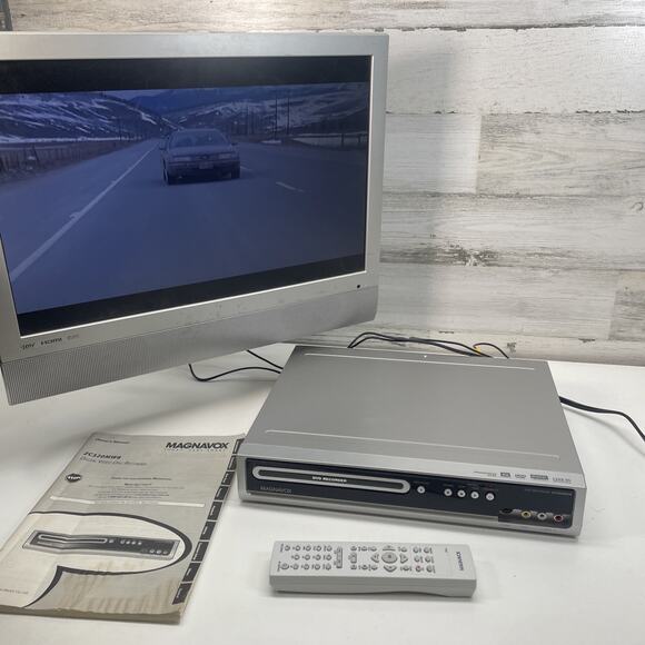 Magnavox ZC320MW8 DVD Recorder Player With Original Remote - Tested & Works - Picture 1 of 13